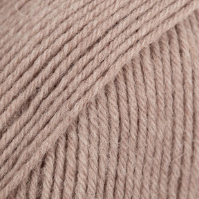 Drops Fabel tynd uldgarn farve 101 beige