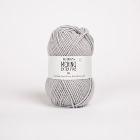 Drops Baby merino. merino uld pind 4, alternativ til double sunday fra sandnes garn. garn til ingrid sweater baby. 